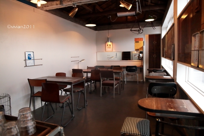 クウチャリズモ(kcucha rismo espresso coffee) ~オープンから半月~_e0227942_22142484.jpg