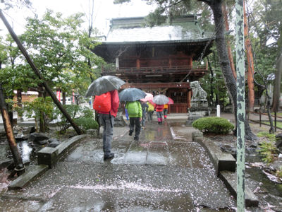 雨のスタート！煮貝の道　第１回_f0019247_23215178.jpg