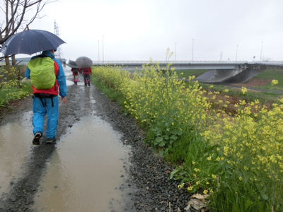 雨のスタート！煮貝の道　第１回_f0019247_23231746.jpg