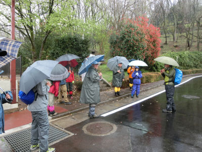 雨のスタート！煮貝の道　第１回_f0019247_23375419.jpg