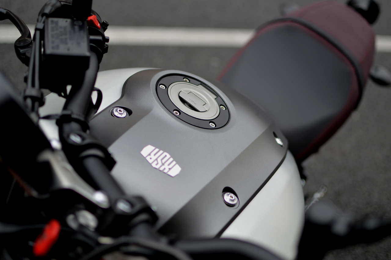 ヤマハXSR900 ついに入荷! : SCSブログ ヤマハXSR900 ついに入荷! : SCSブログ