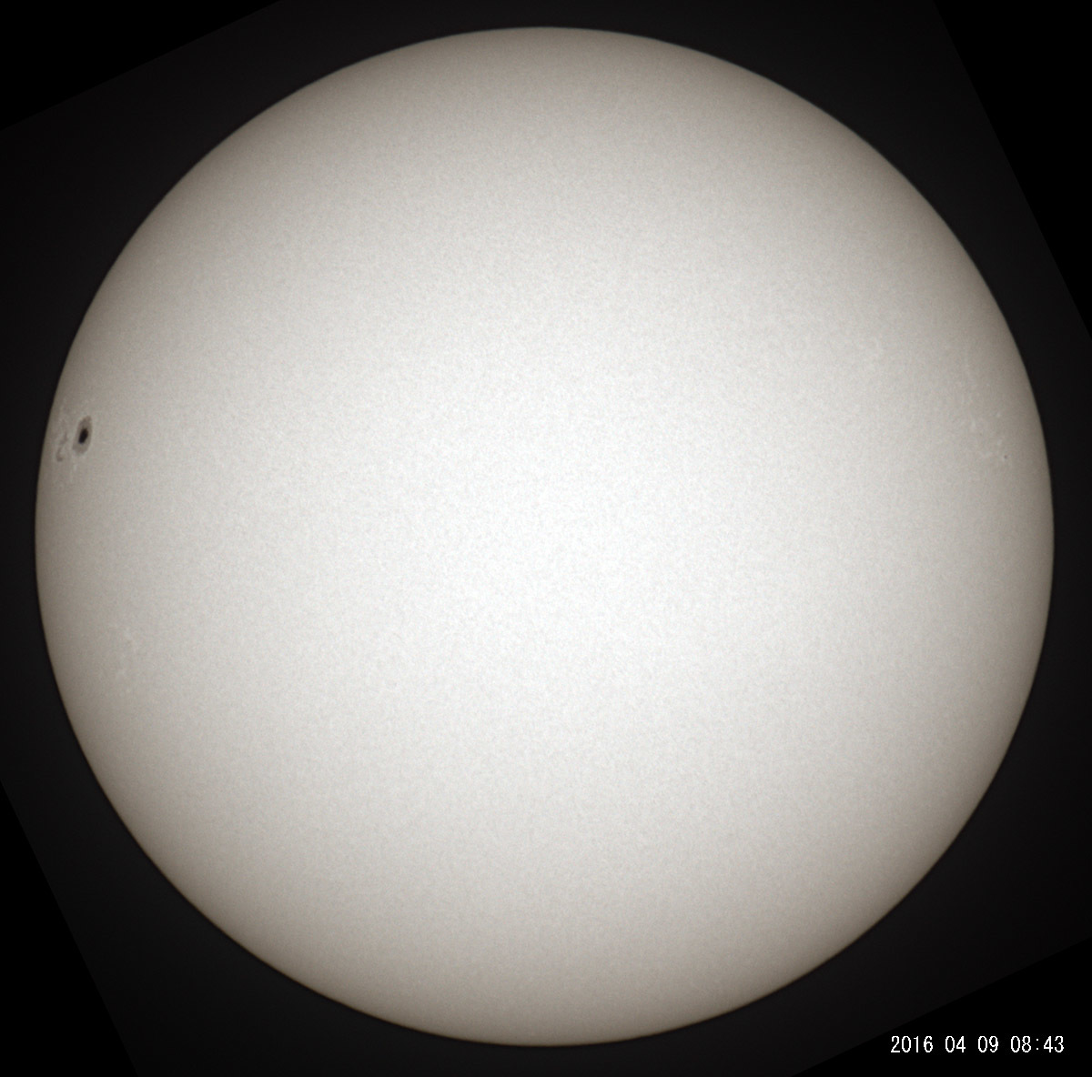4月9日の太陽_e0174091_10015904.jpg
