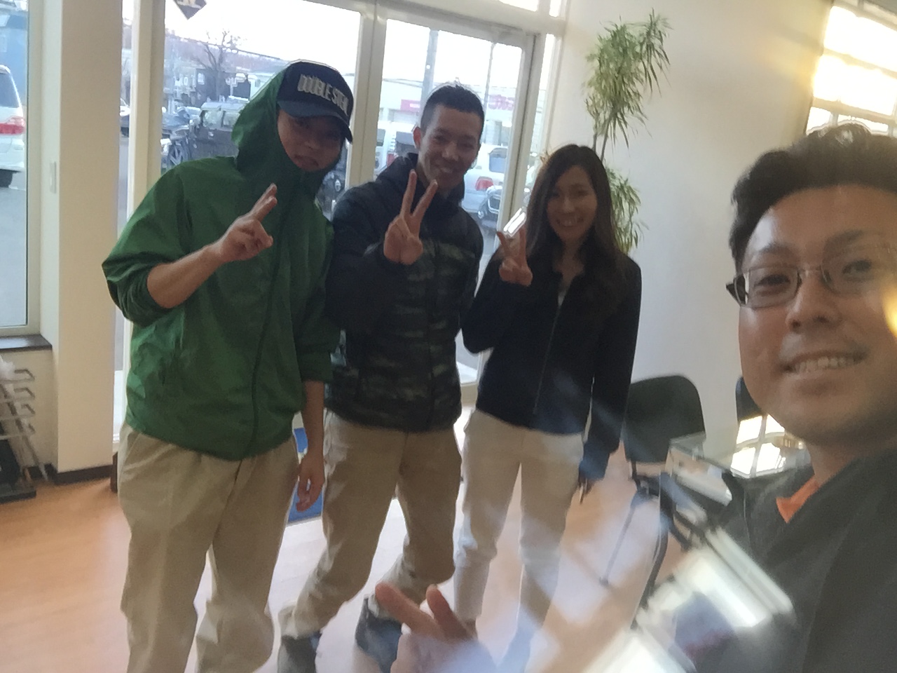 4月10日 日曜日!店長のニコニコブログ! ランクル・ハマーの専門店☆彡_b0127002_19243529.jpg