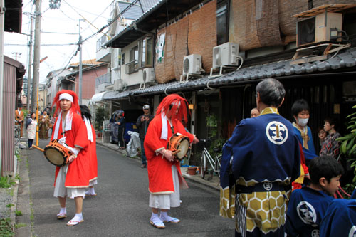 玄武神社　やすらい祭_e0048413_2154521.jpg