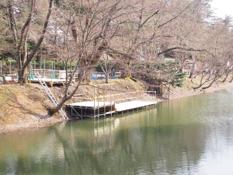 弘前公園*2016.04.10_b0147224_2159212.jpg