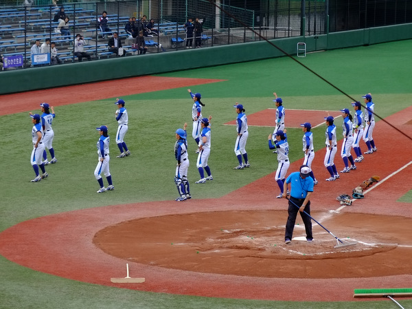 「川口市営球場　女子プロ野球開幕！」_a0000029_21272964.jpg