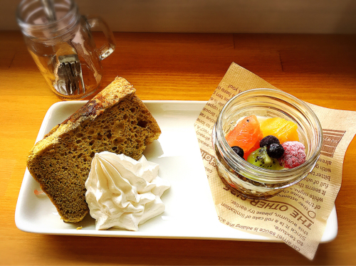 ブロッケンカフェ&フィールド_e0292546_00543852.jpg
