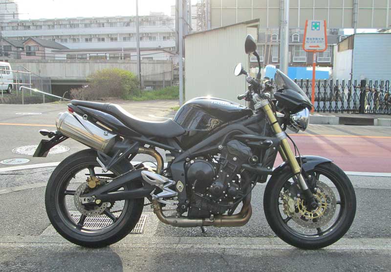 トライアンフ ストリートトリプル675へブレンボキャリパー装着完了♪・・・からのセロー250(笑) :  バイクパーツ買取・販売＆バイクバッテリーのフロントロウ！