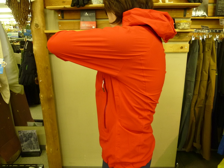 NEWウエア・オススメの一品 vol.2_d0198793_18224920.jpg