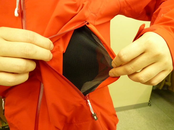 NEWウエア・オススメの一品 vol.2_d0198793_1822962.jpg