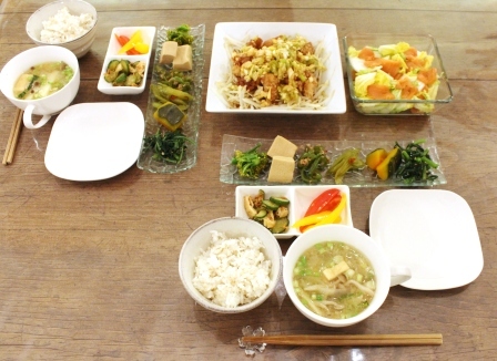 素敵なお花のしつらいのお店 と 作り置きのおかず_d0249193_2202737.jpg
