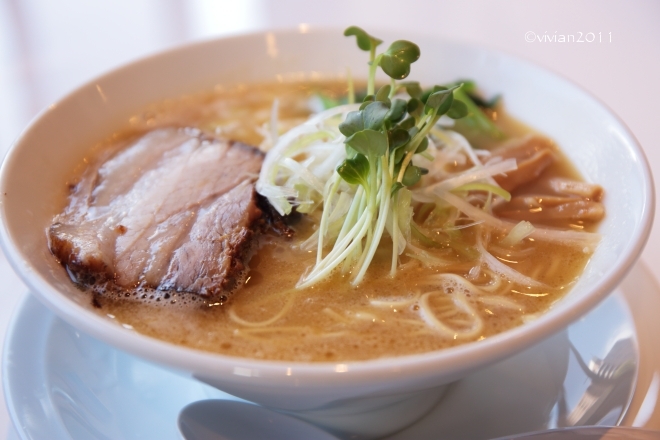 ラーメンキャロル(RAMEN CAROL) ~ROCKなラーメン屋さん~_e0227942_21514055.jpg