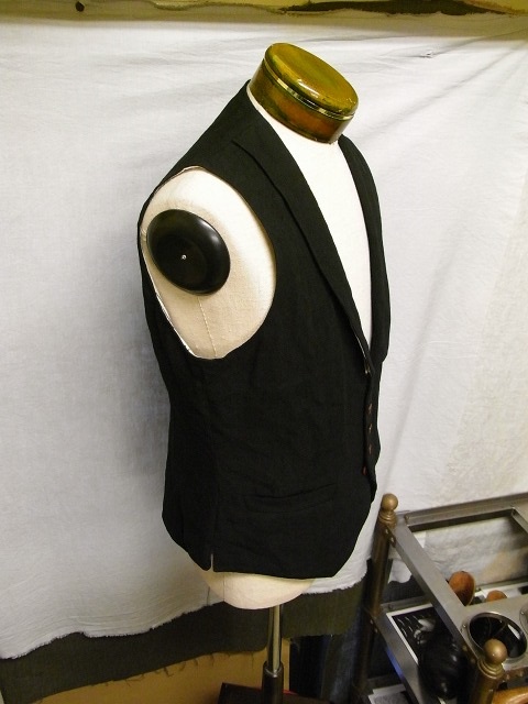 victorians linen waistcoat_f0049745_18461072.jpg