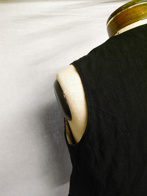 victorians linen waistcoat_f0049745_18472387.jpg