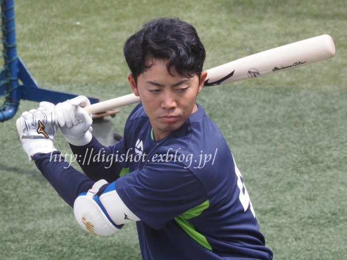 谷内亮太選手フォト ハマスタ4 10 試合後の雑感 Out Of Focus 谷内亮太選手フォト ハマスタ4 10 試合後の雑感 Out Of Focus