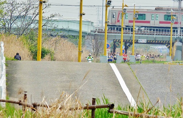 おにゃじ〝第３４回横浜ロードレース”を走る　part１_b0166128_1064432.jpg