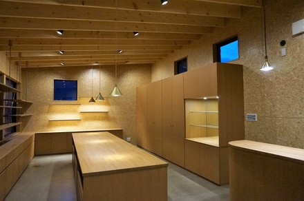 祝『半勝陶器店』(はんかつとうきてん)が竣工しました。_e0197748_1545353.jpg