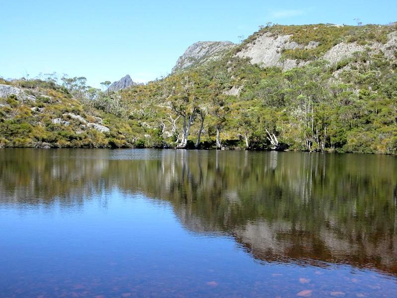 Traveling in Tasmania by solo Japanese woman ＜Day 5＞世界遺産クレイドル山で湖めぐりのハイキング_f0308721_21322094.jpg