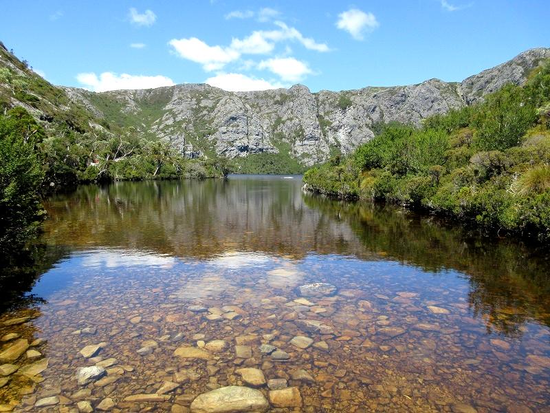 Traveling in Tasmania by solo Japanese woman ＜Day 5＞世界遺産クレイドル山で湖めぐりのハイキング_f0308721_21482957.jpg