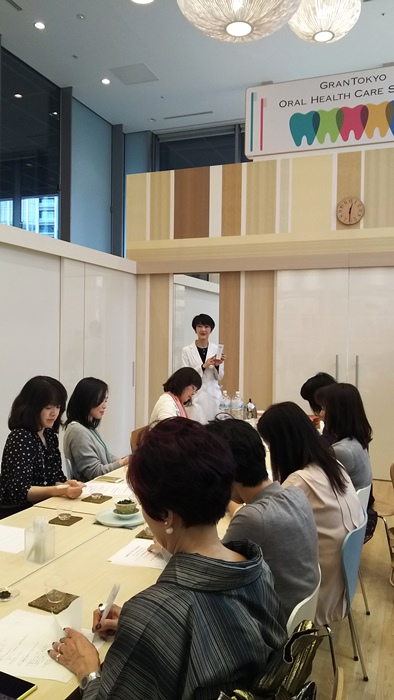 【御礼】春爛漫 香りを楽しむ中国茶会_a0169924_22343333.jpg