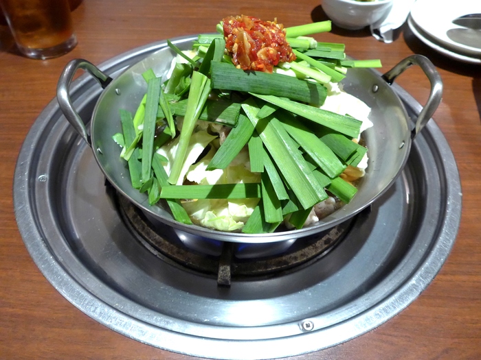 八丁堀「もつ鍋 一慶」へ行く。_f0232060_12385556.jpg