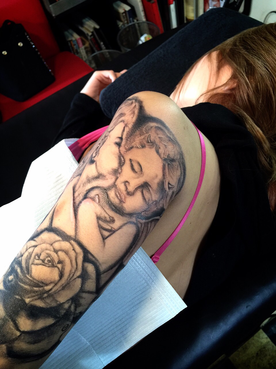 バラ 天使 B G ポートレート 女性 タトゥー 千葉 木更津 2face Tattoo Studio Japan 千葉県木更津市 刺青処 聖針 バラ 天使 B G ポートレート 女性 タトゥー 千葉 木更津 2face Tattoo Studio Japan 千葉県木更津市 刺青処 聖針