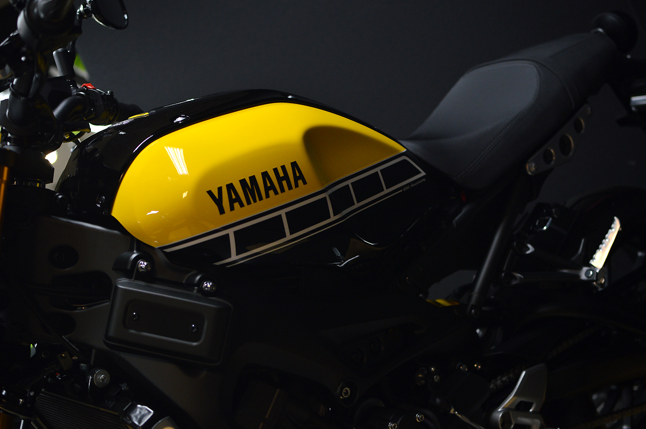 評価 XSR900タンクカバー 60thインターカラー ienomat.com.br