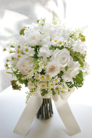 野の花を束ねたようなクラッチブーケ!_a0136507_21415520.jpg