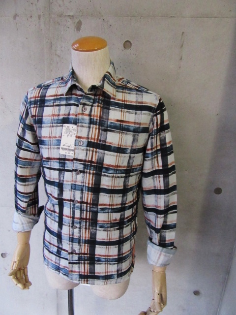 今時期~が◎ ガーゼ地 PRINT CHECK SHIRTS。。。By NUDIE JEANS_d0152280_109491.jpg