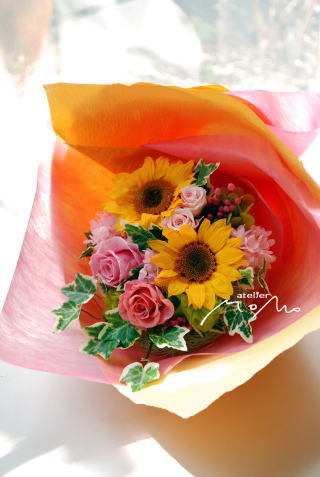 ヒマワリとガーベラの花束 贈呈用に!_a0136507_21181136.jpg