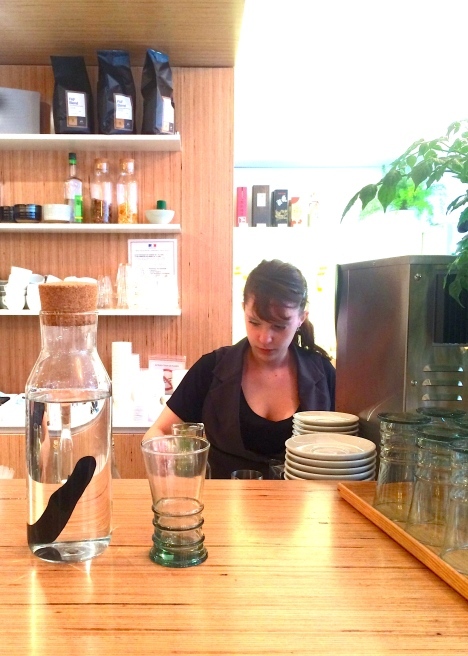 UAMAMI Matcha Café パリ初の抹茶カフェ オープン!_a0231632_02541275.jpg