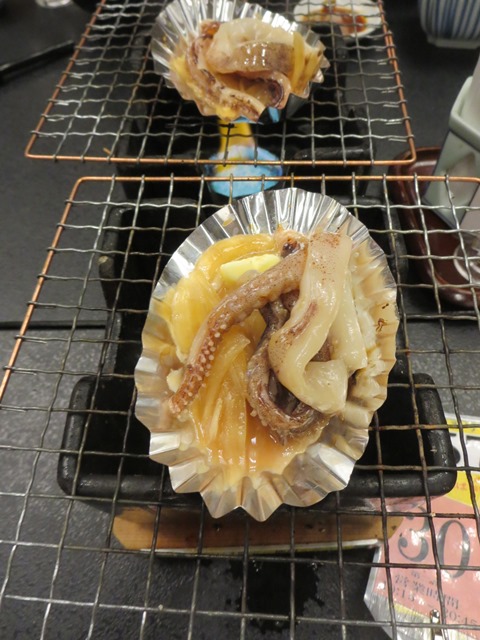 【ホテルラヴィエ川良】60品の海鮮バイキングの夕食_b0009849_14593928.jpg