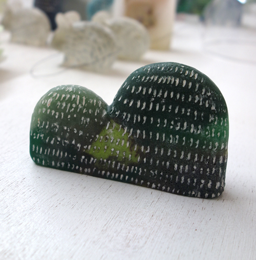 「虹」のふもとには…_a0017350_12104572.jpg