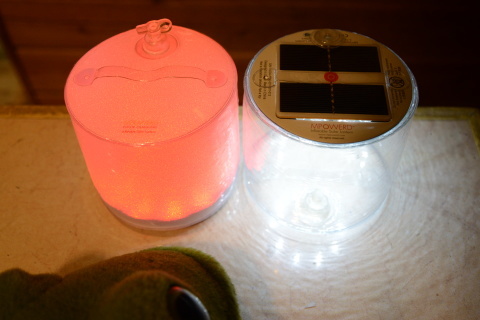 ソーラーＬＥＤランタン入荷！！_c0113336_18522377.jpg