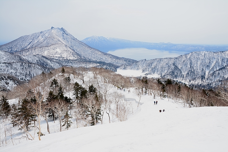 漁岳1318m✮雲天ながら登山日和✮2016.4.16_e0335379_10375375.jpg