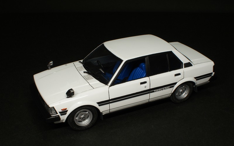 アオシマ　TE71 カローラ1600GTセダン　1/24　完成画像_b0163792_16383687.jpg