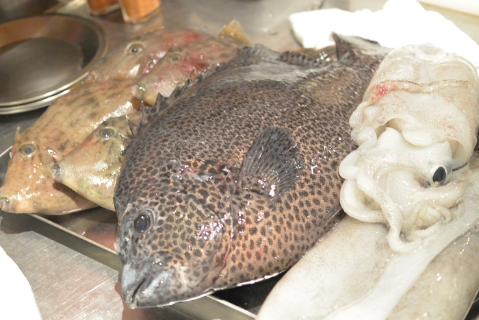 こんな時だからこそ!熊本県天草産の魚、たくさん入荷しています!!!&4月19日(火)のランチメニュー_d0243849_23344942.jpg
