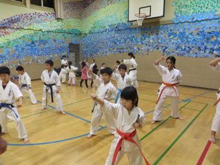 西町教室 3才からの武道教育_c0118332_22561980.jpg