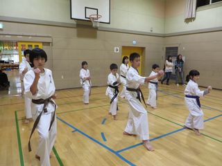 西町教室 3才からの武道教育_c0118332_22562689.jpg