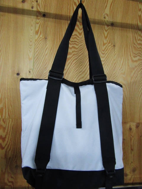 人気者★ Pack NorthWest ・・・ 3WAY Hobo TOTE BAG (NEW)入荷です★★★_d0152280_5415926.jpg