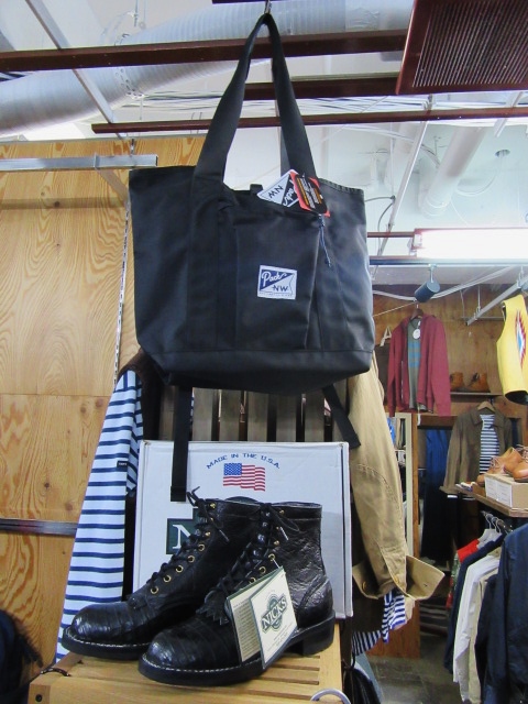 人気者★ Pack NorthWest ・・・ 3WAY Hobo TOTE BAG (NEW)入荷です★★★_d0152280_551038.jpg