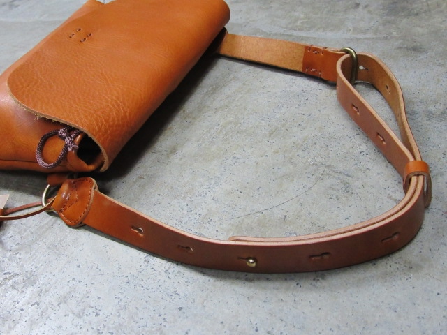 SLOW ・・・ FLAP WAIST BAG (CAMEL色)!★!_d0152280_7284831.jpg