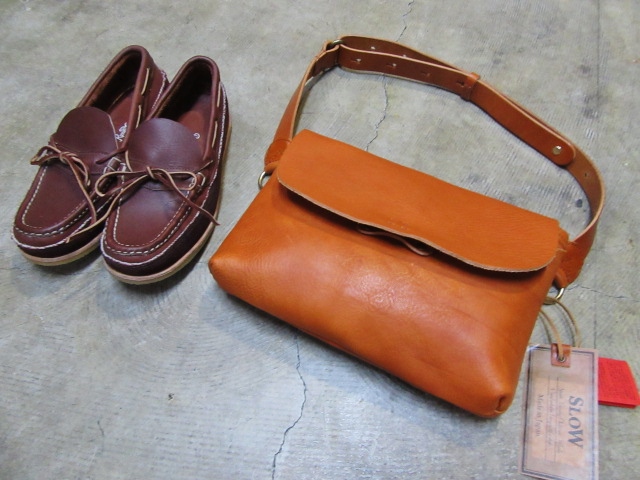 SLOW ・・・ FLAP WAIST BAG (CAMEL色)!★!_d0152280_7302860.jpg