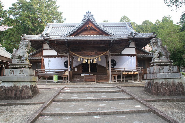 伊奈冨神社の紫つつじまつり見学（その1）_e0321325_15183014.jpg