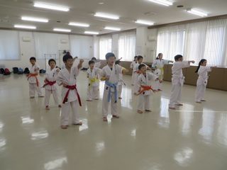 前田教室・手稲教室 こころとからだをつよい子に_c0118332_22384110.jpg