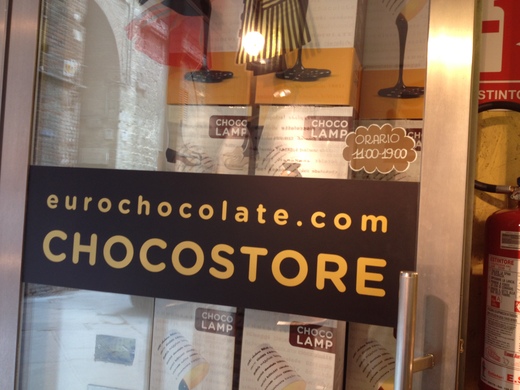 フィレンツェにはまだありません、CHOCOSTORE_a0136671_06245.jpg