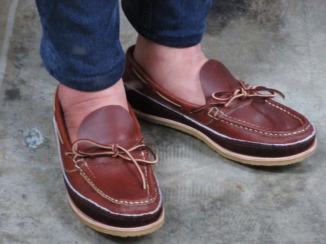 Russell Moccasin ･･･ Oneida Saddle Moccasin (某メーカー・別注)！★！_d0152280_1085841.jpg