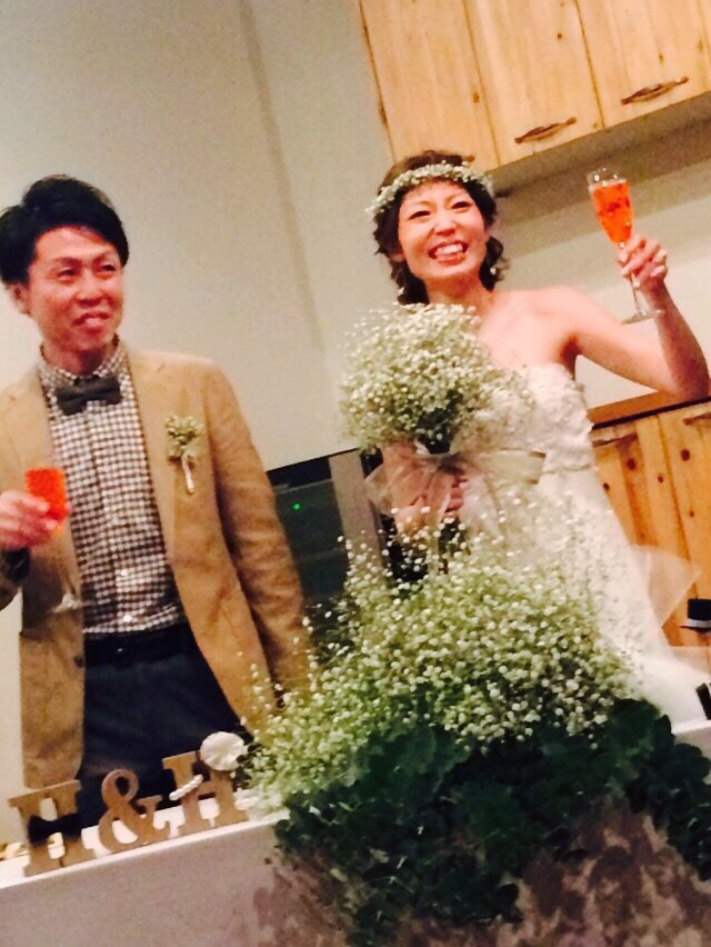 かすみ草クラッチブーケと花冠と@メゾンプルミエールアットロビンズ様 花嫁様からいただいたお写真 フラワースタジオフローラフローラ*東京目黒不動前_a0115684_23593731.jpg