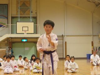 発寒教室 春季昇級審査会_c0118332_2032247.jpg