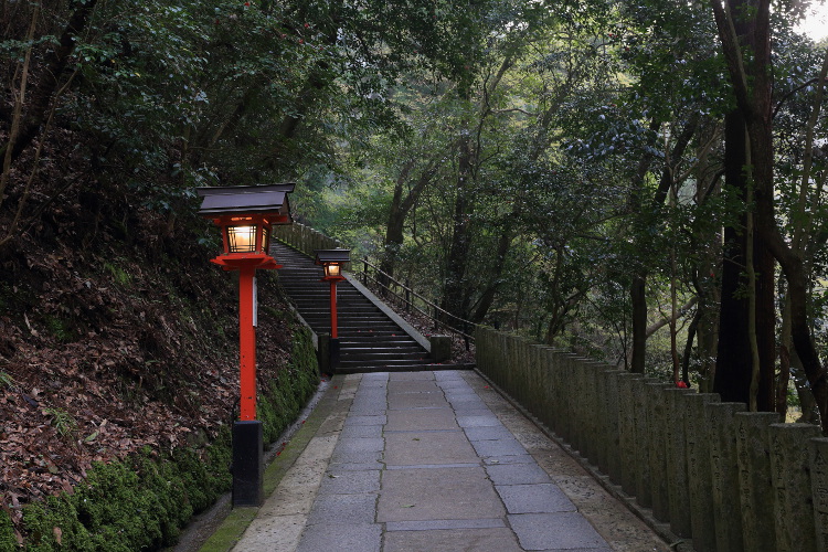鞍馬寺_e0051888_10592549.jpg